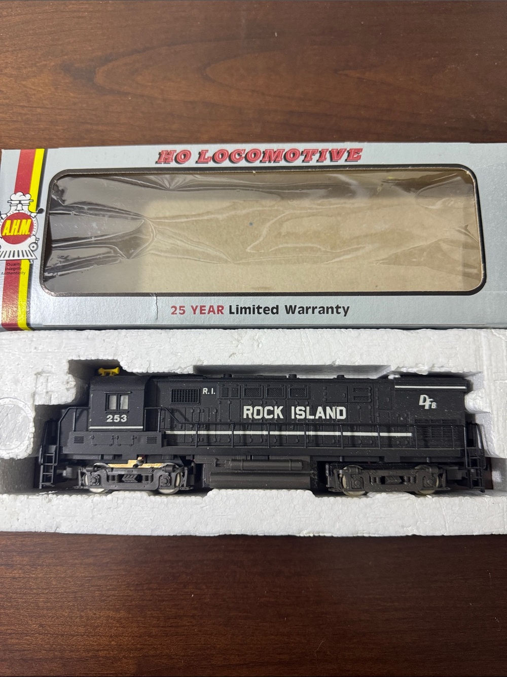 AHM Rock Island HO Scale Diesel Locomotive (New)
